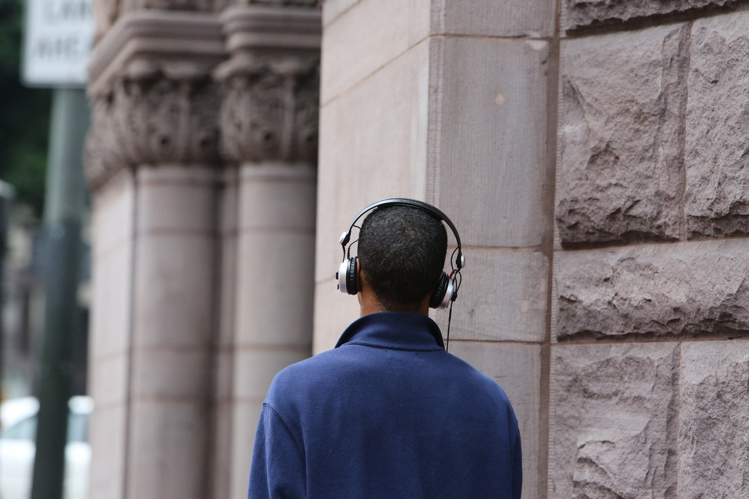 PODCASTS TO MAKE YOU SMARTER – THAT AREN’T RELATED TO YOUR DEGREE